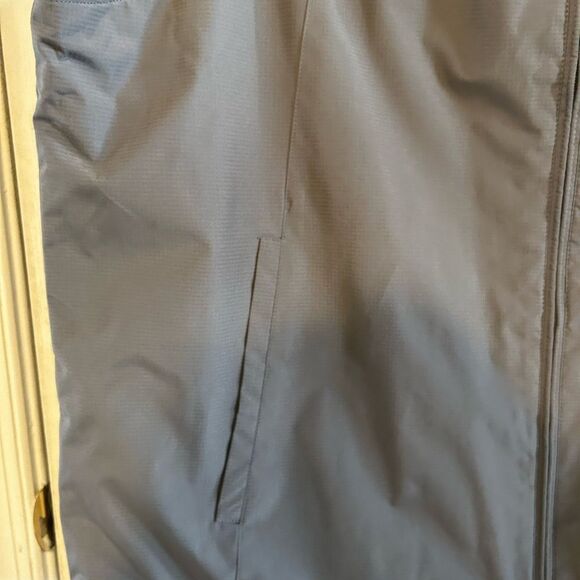 Izod Gray Black Reversible Men’s Zip Vest XL NWT - Picture 8 of 13